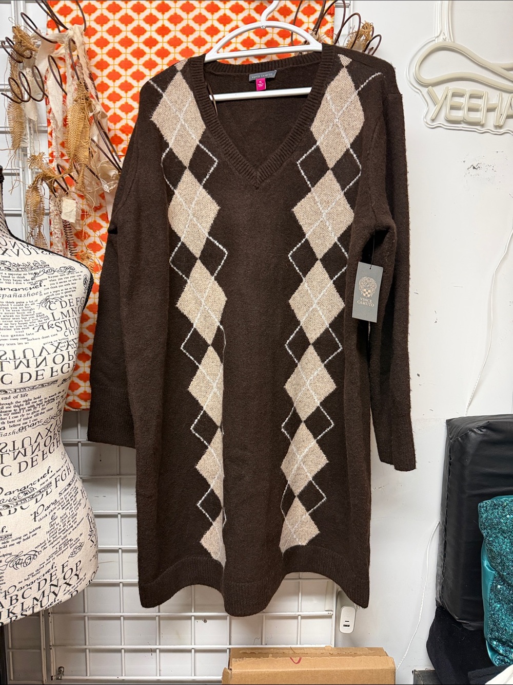 Vince Camuto Brown Argyle V-Neck Long Sleeve Sweater Dress